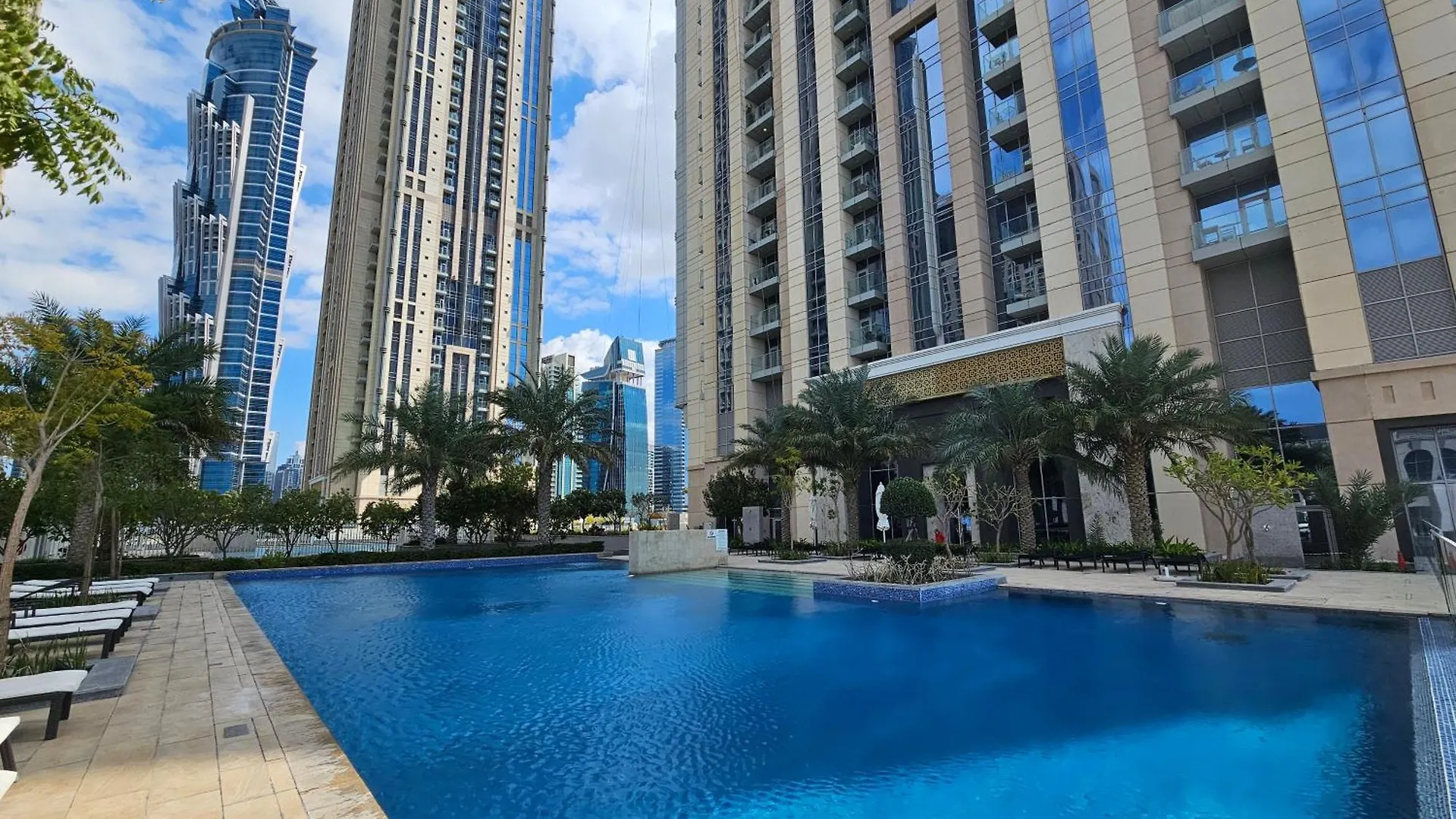 Welhome - 3Br Apt Located Directly On The Dubai Water Canal 0*,